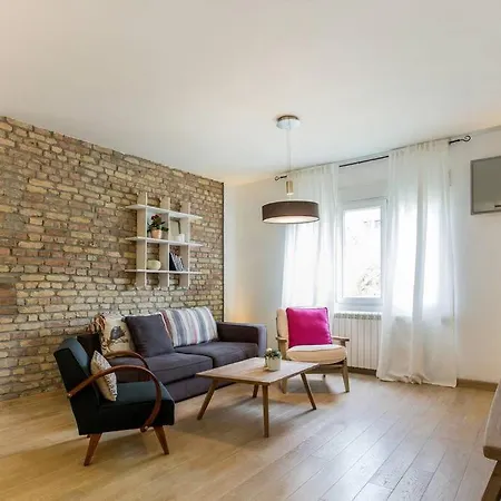 Apartment Boutique Near Parliament