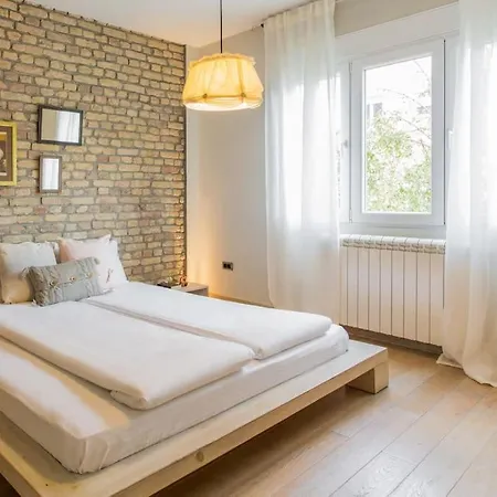 Apartment Boutique Near Parliament Belgrade